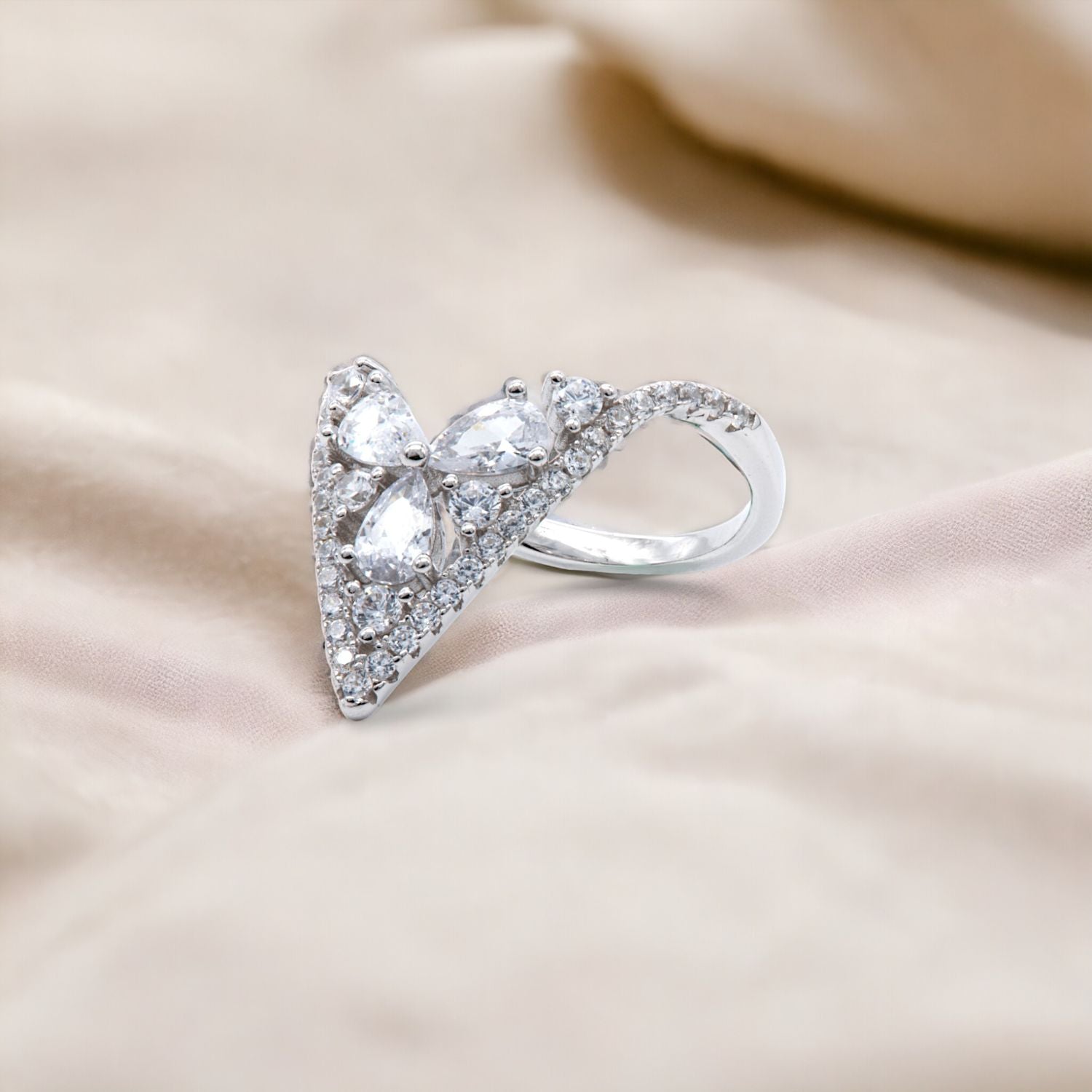 Vanki Sparkle Ring